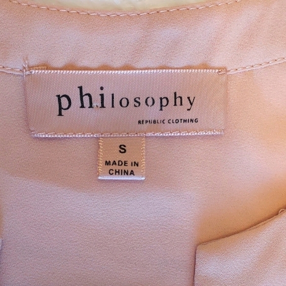 PHILOSOPHY by Republic Clothing blouse, blush pink short sleeved size small - Picture 3 of 6